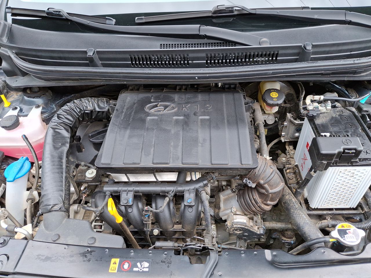HYUNDAI - 17