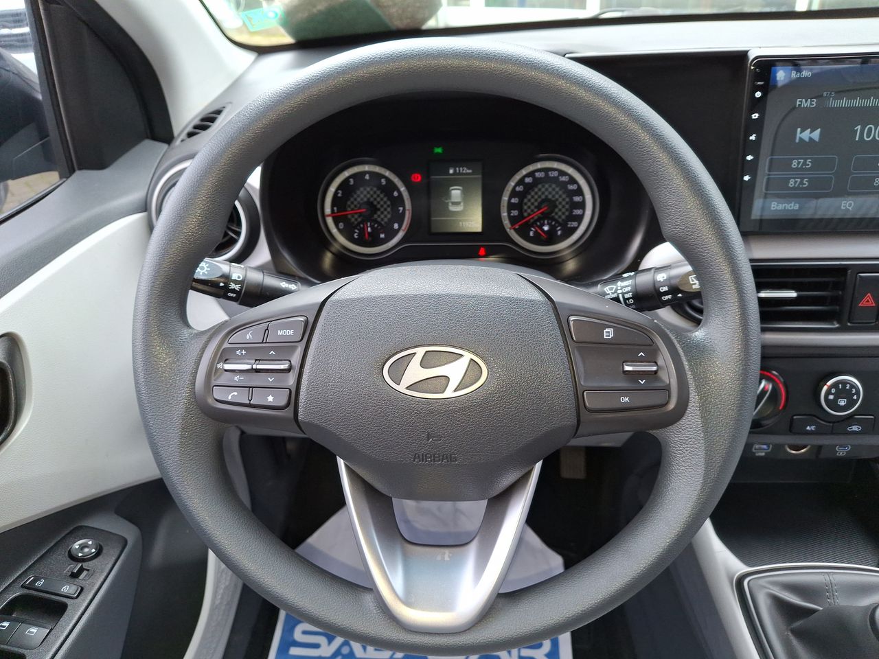 HYUNDAI - 24