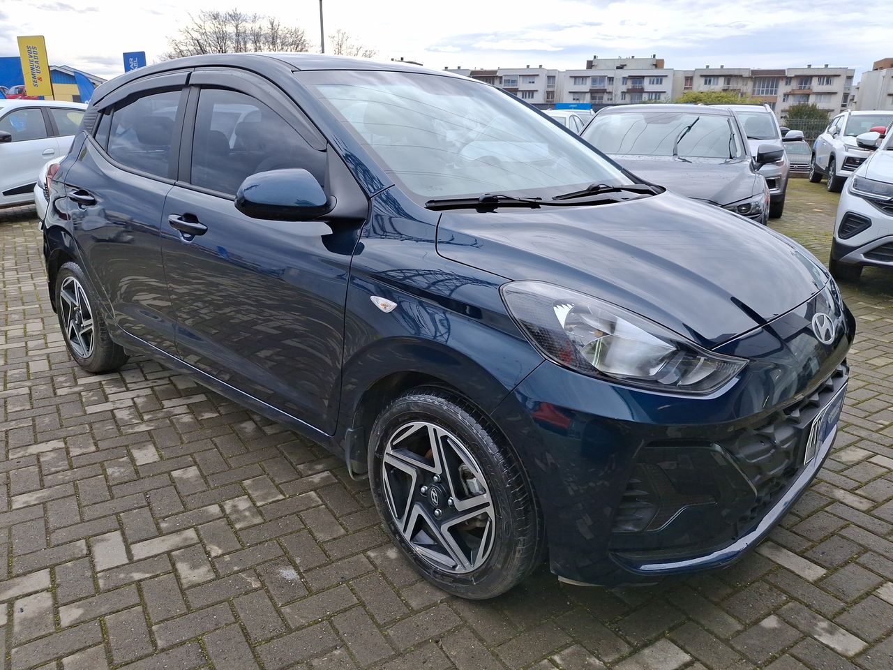 HYUNDAI - 1