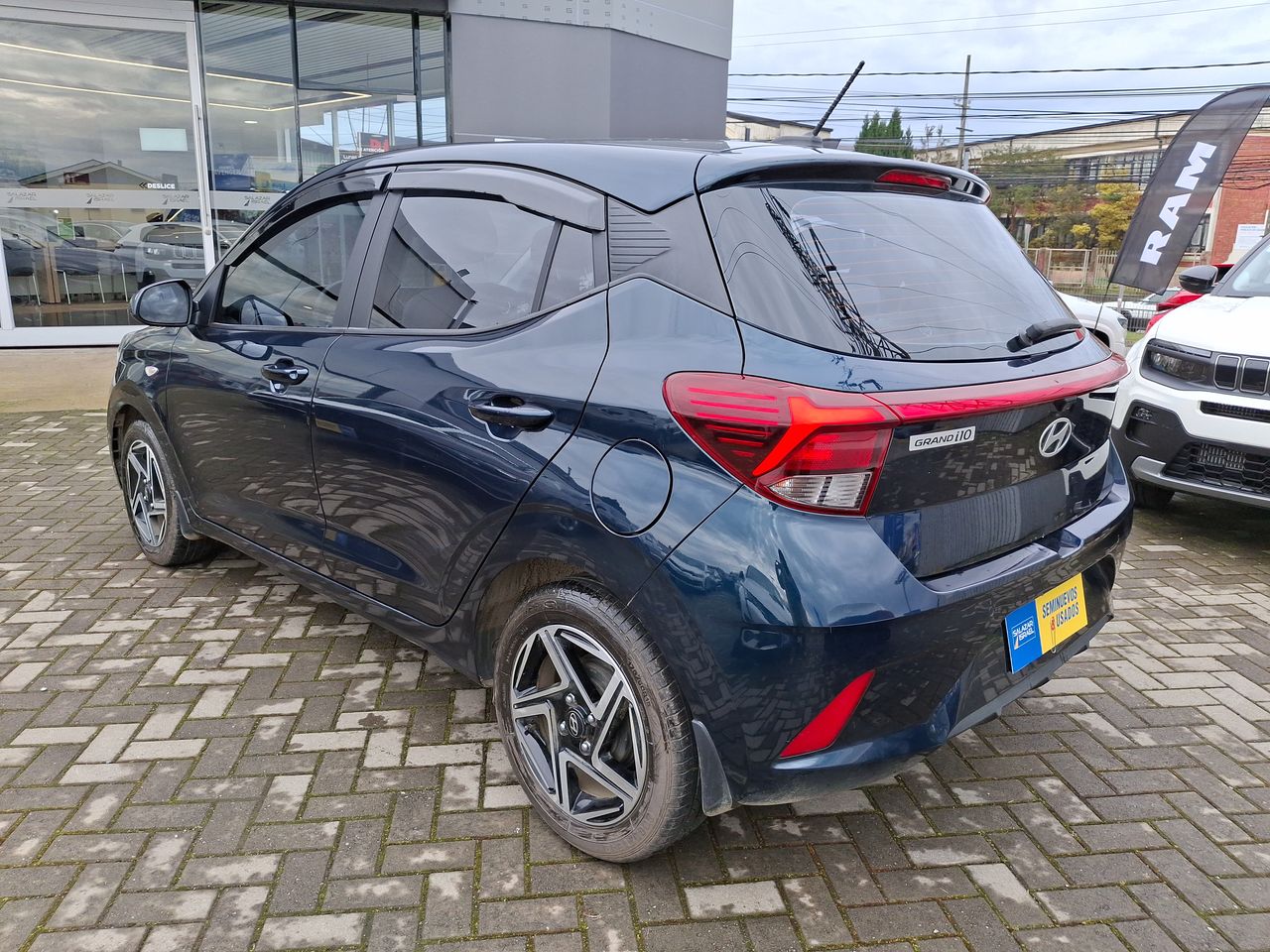 HYUNDAI - 5