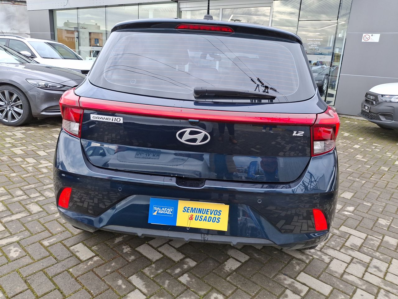 HYUNDAI - 6