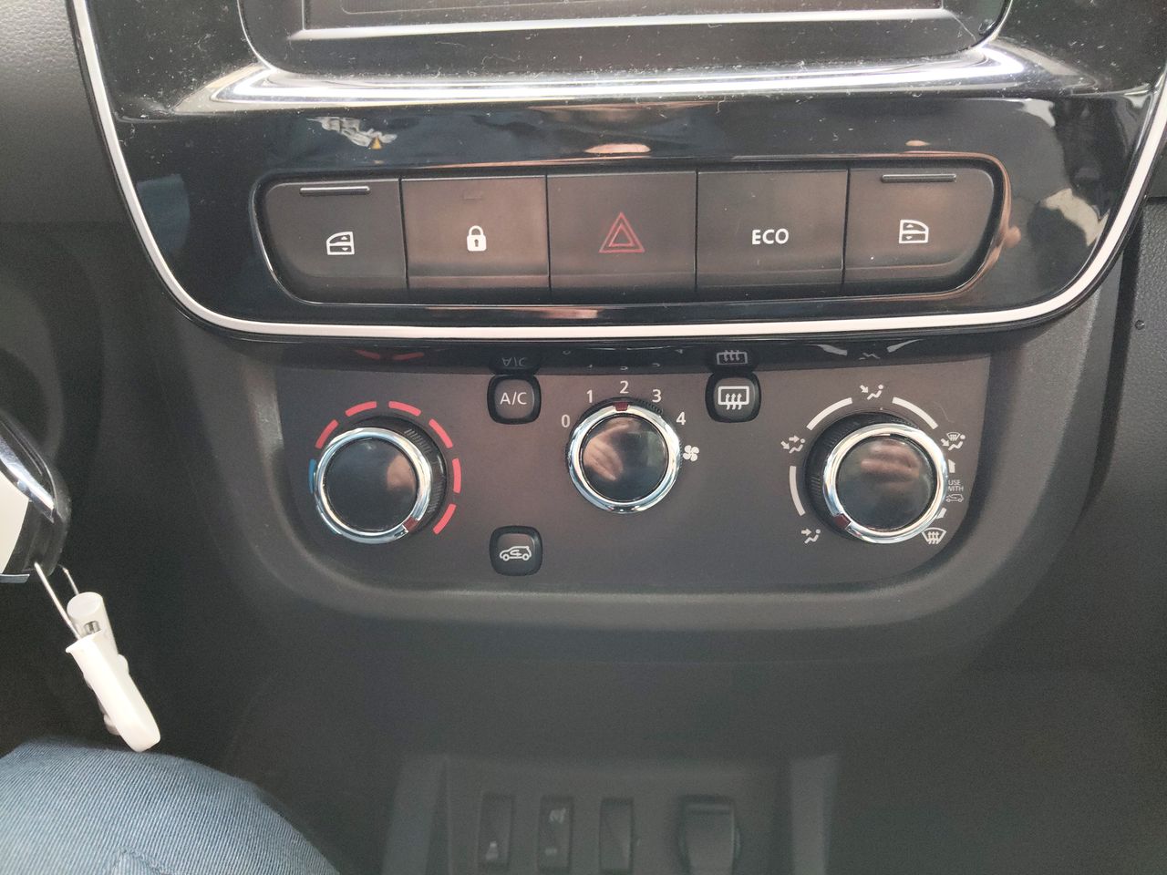 RENAULT - 31