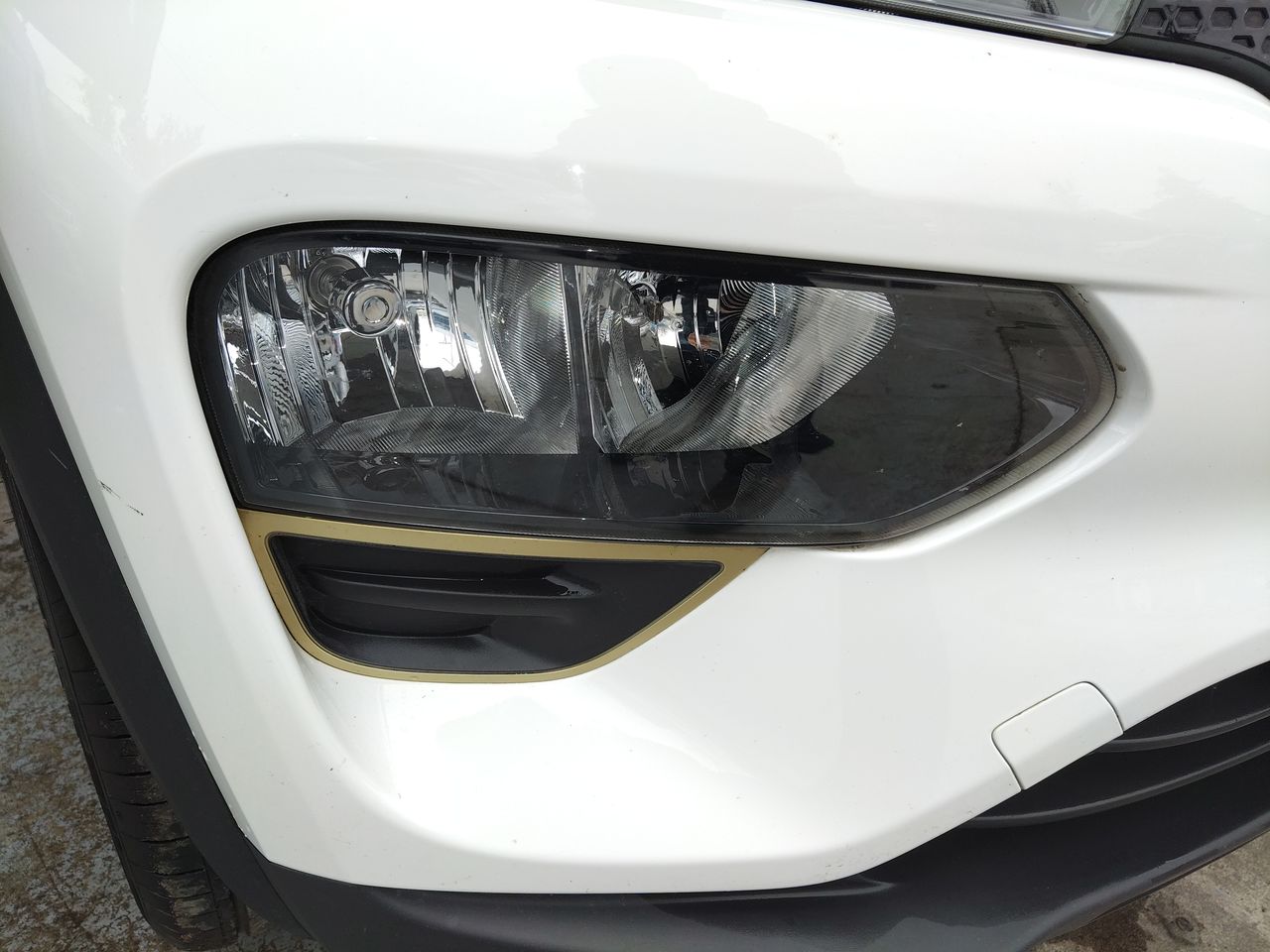 RENAULT - 20
