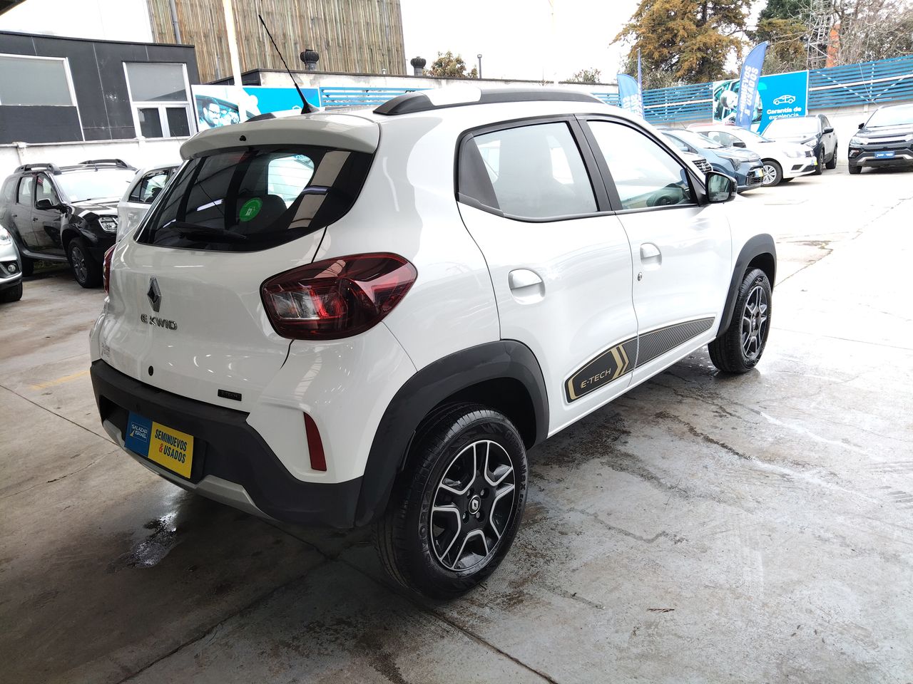 RENAULT - 7
