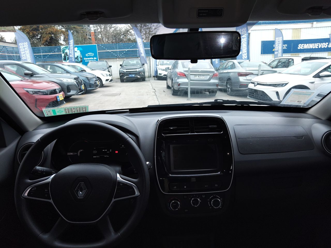 RENAULT - 9