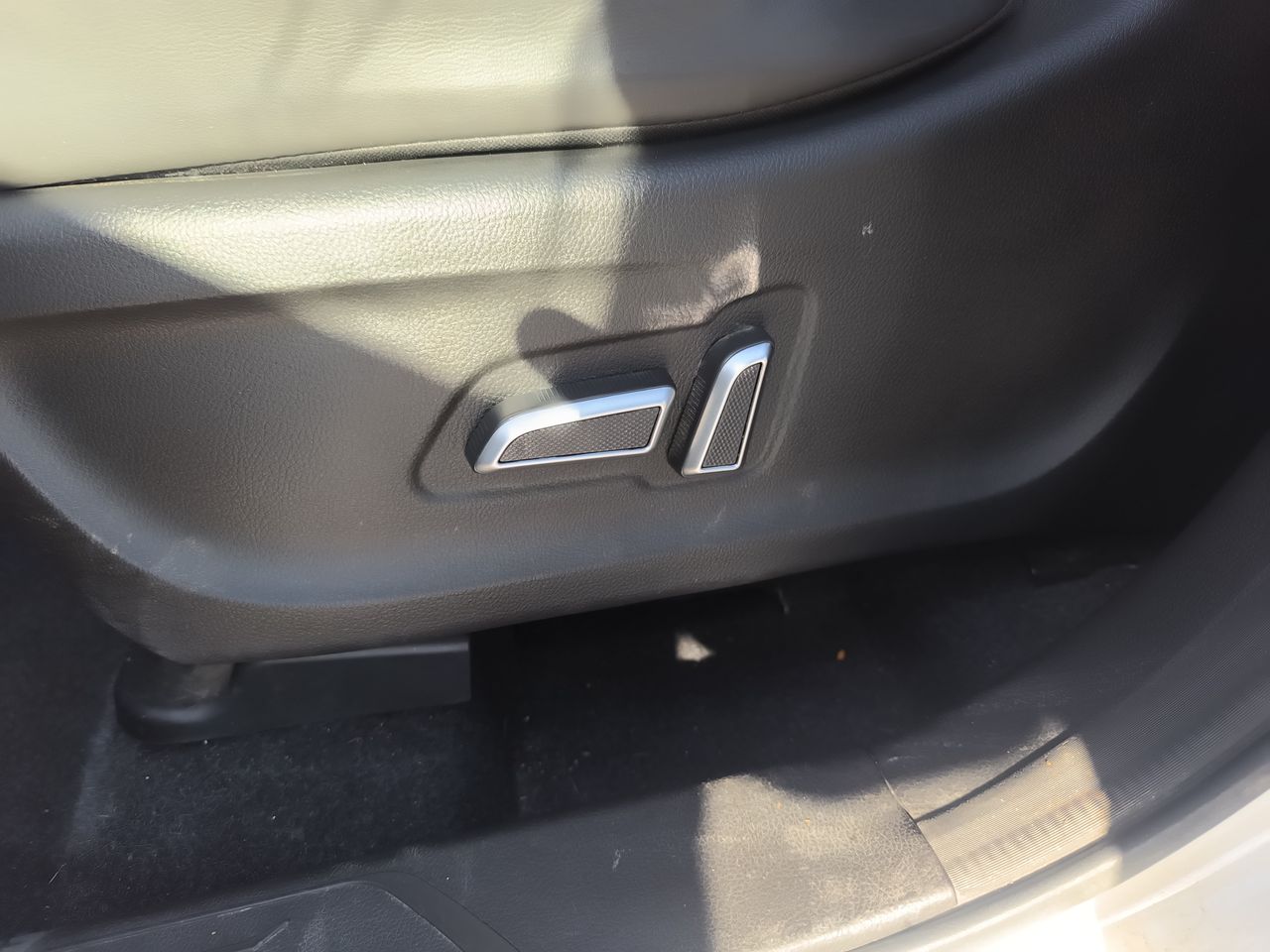 Jetour X70 — foto 22 de 32