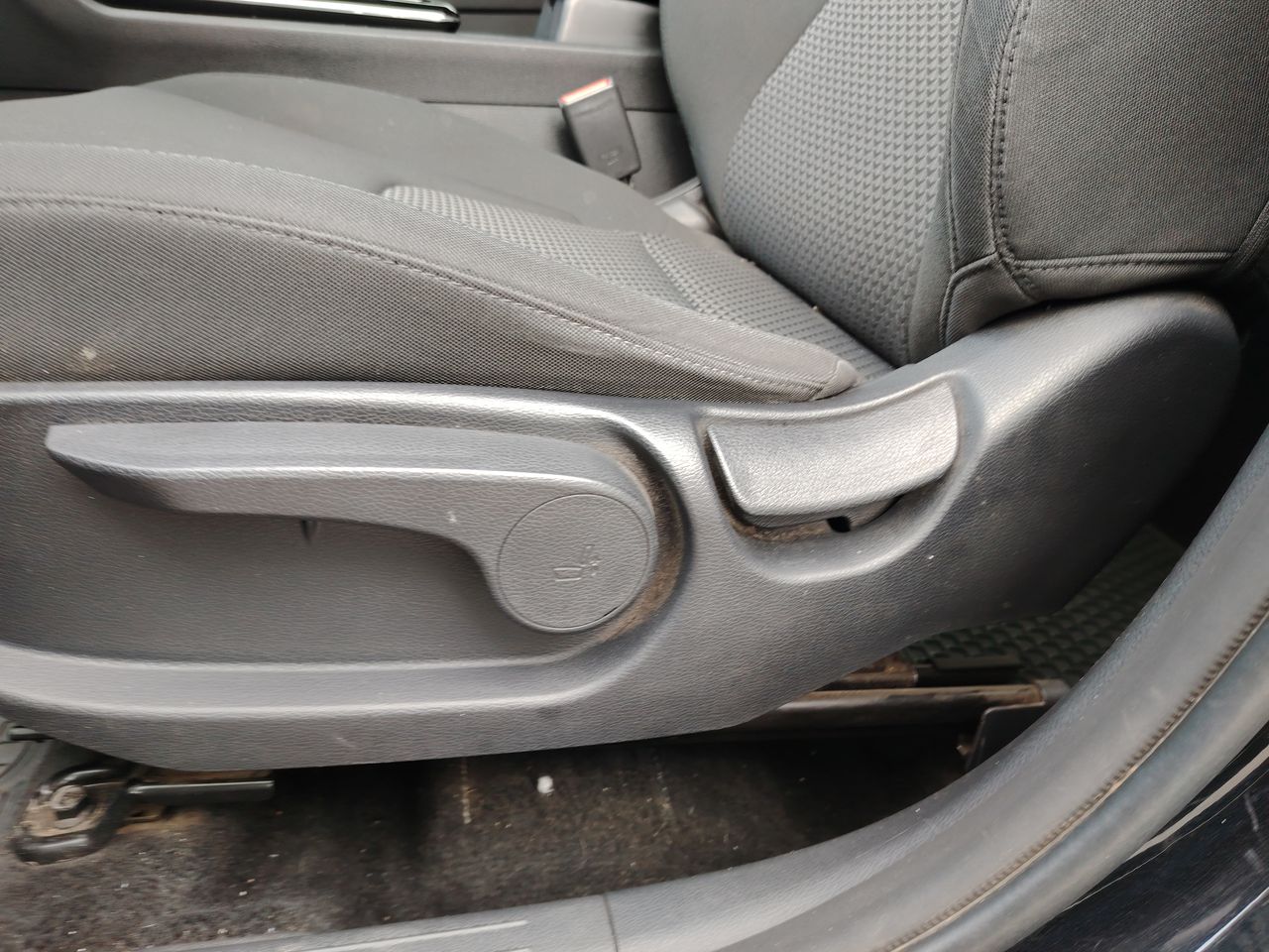 KIA Sportage — foto 22 de 34