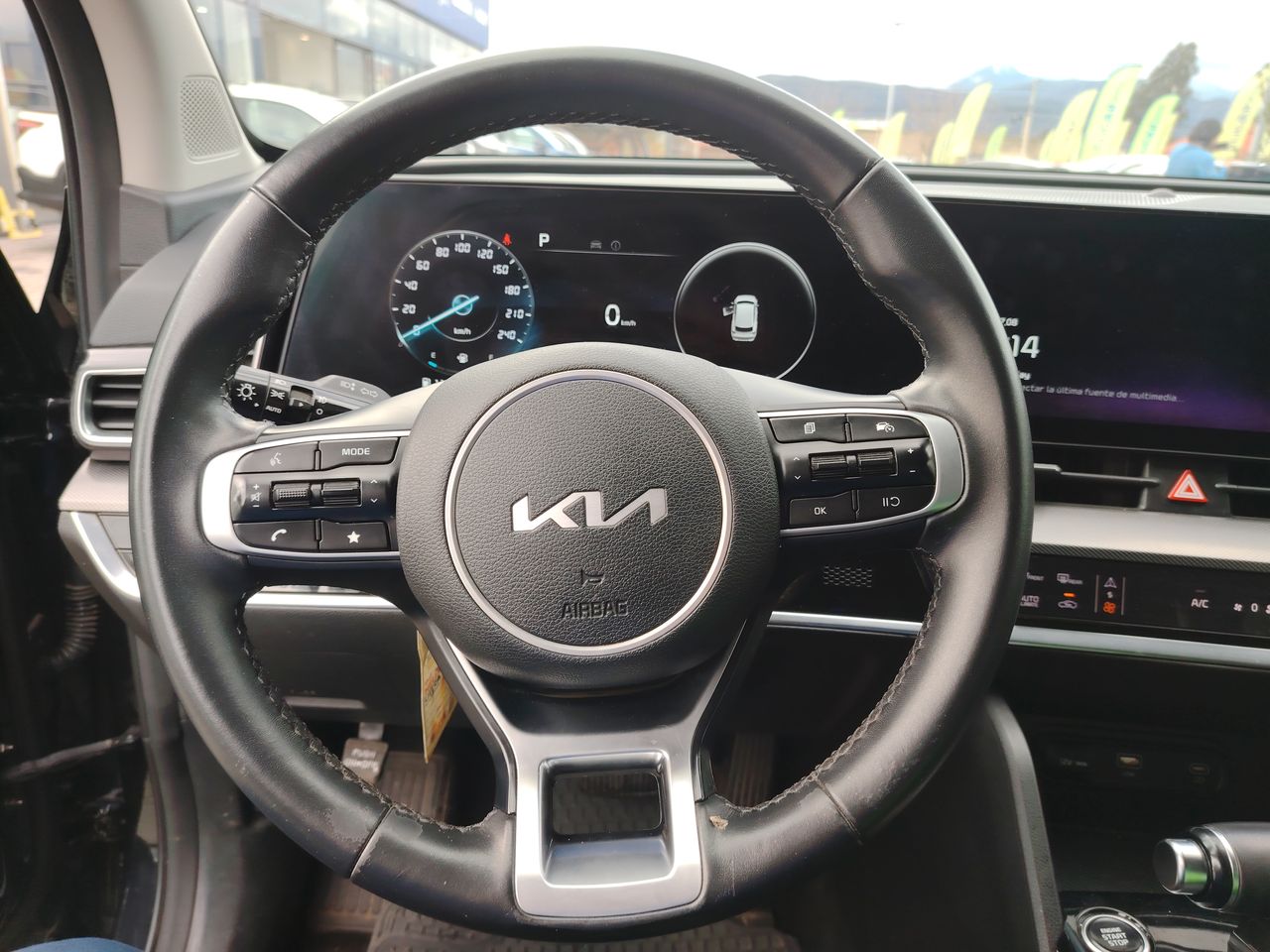 KIA Sportage — foto 24 de 34