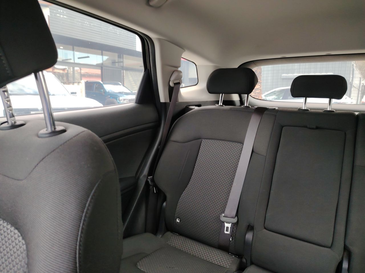 KIA Sportage — foto 12 de 34