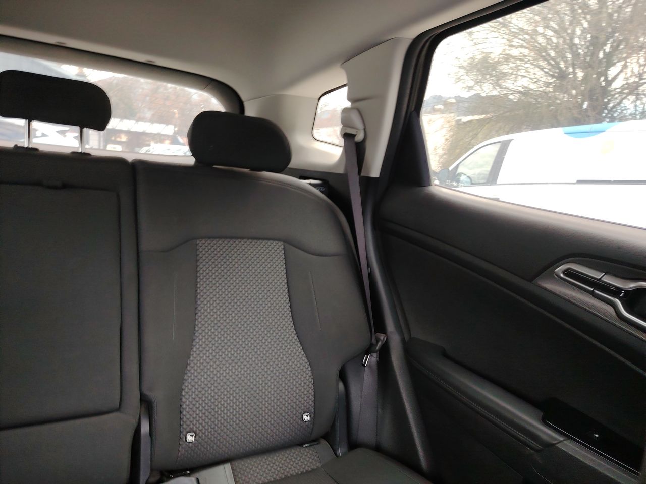 KIA Sportage — foto 14 de 34