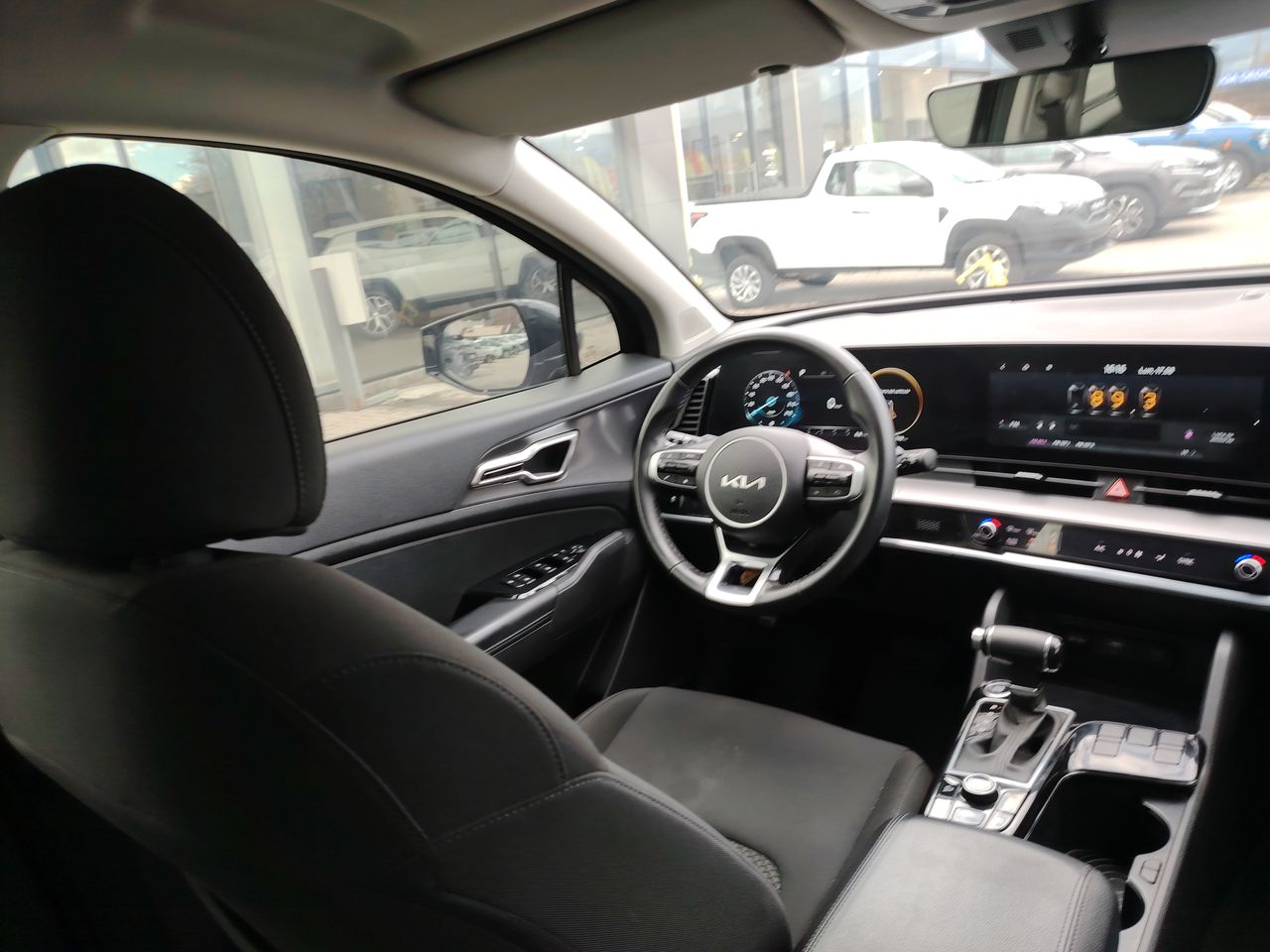 KIA Sportage — foto 15 de 34