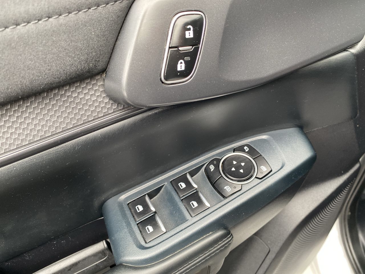 Ford Ranger — foto 24 de 36