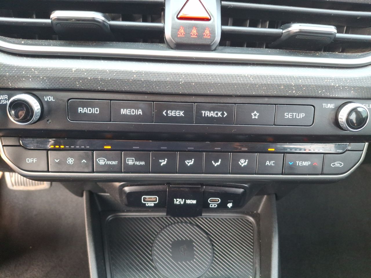 KIA K3 Cross — foto 22 de 26