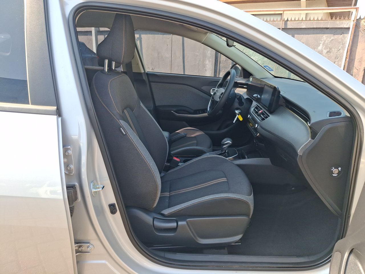 KIA K3 Cross — foto 25 de 26