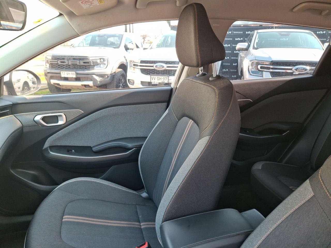 KIA K3 Cross — foto 4 de 26