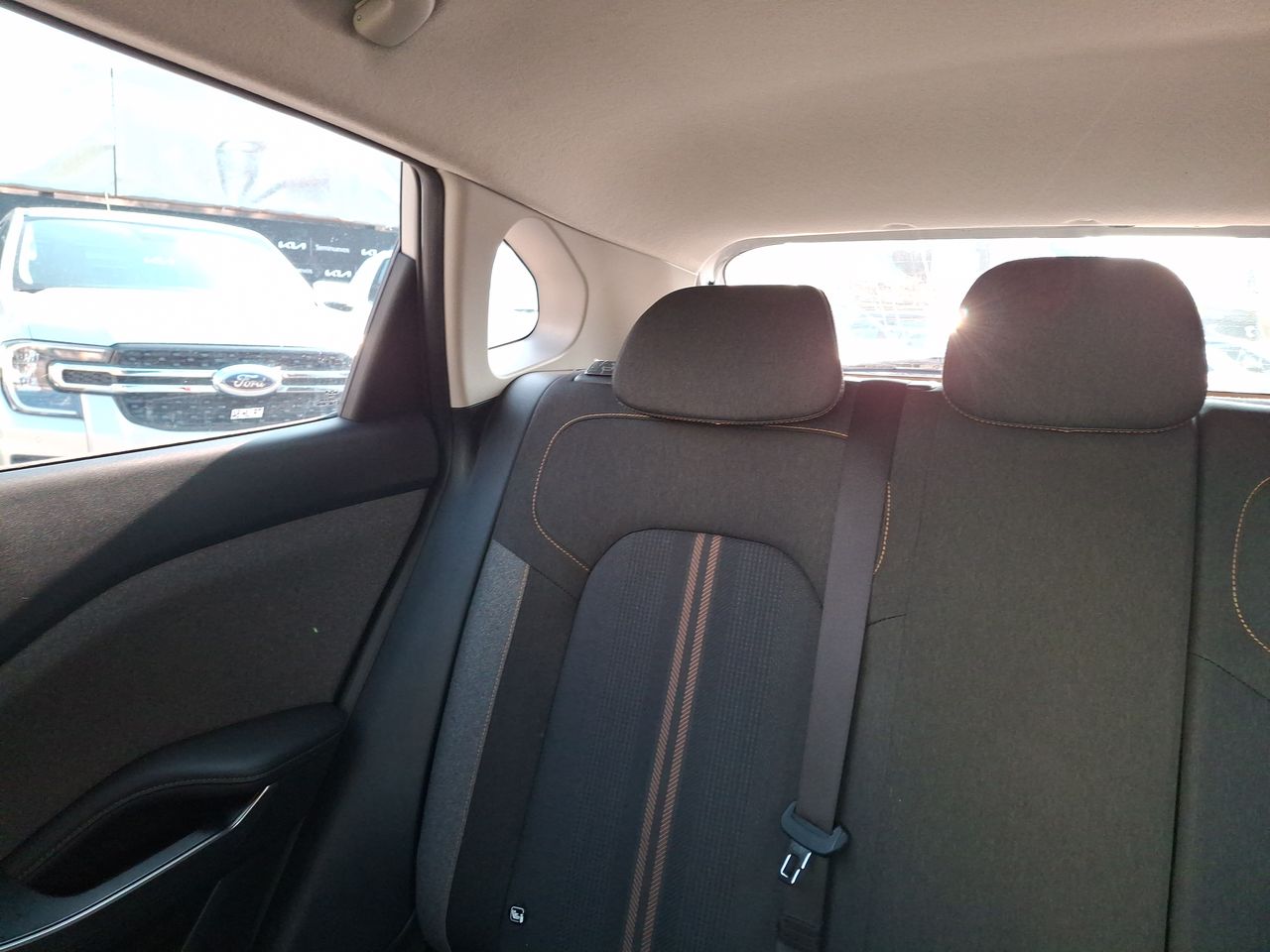KIA K3 Cross — foto 5 de 26
