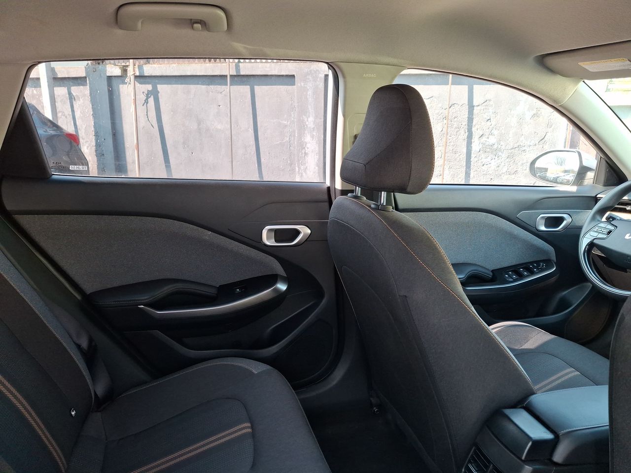 KIA K3 Cross — foto 8 de 26