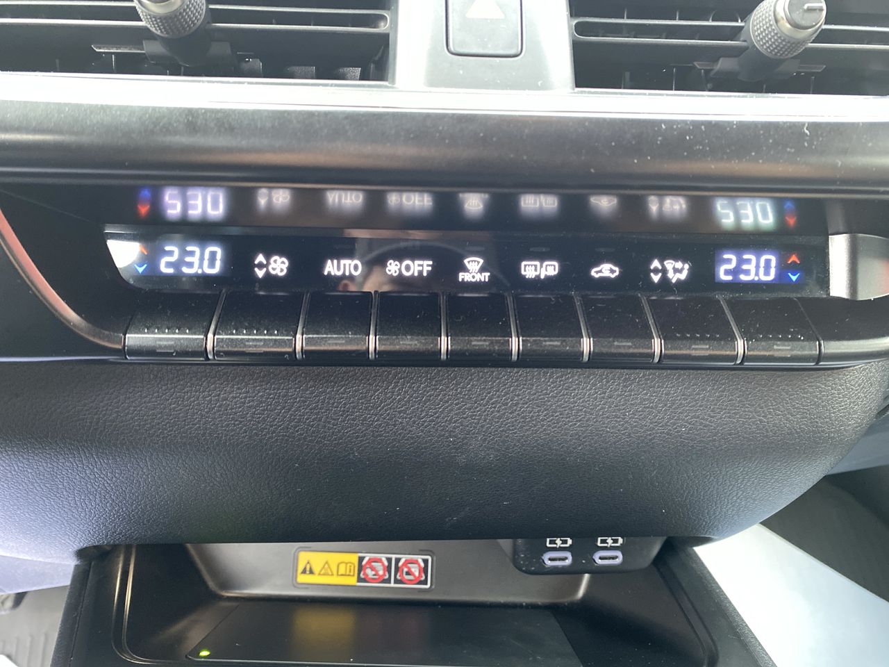 LEXUS - 30