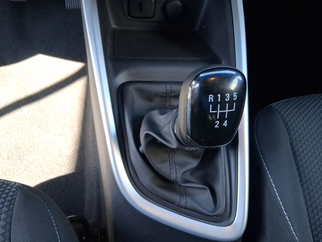 CHEVROLET - 28