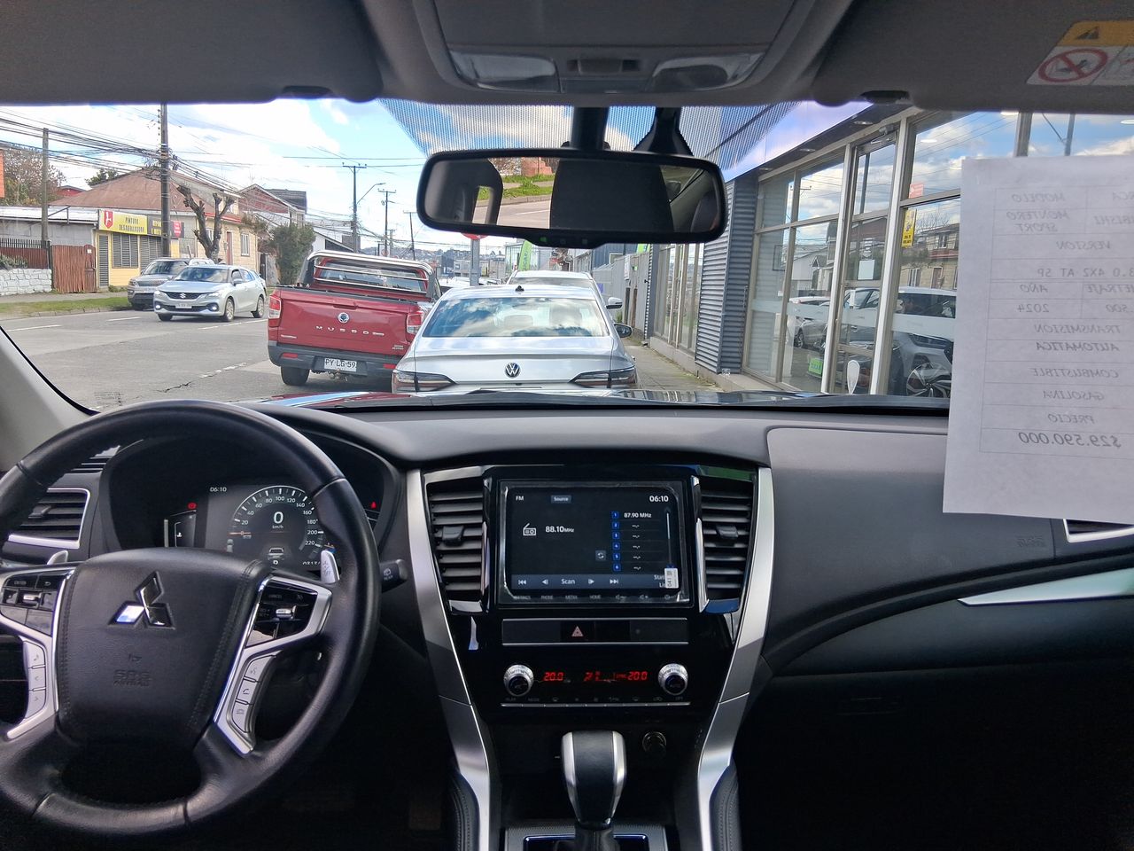 Mitsubishi Montero Sport — foto 34 de 38