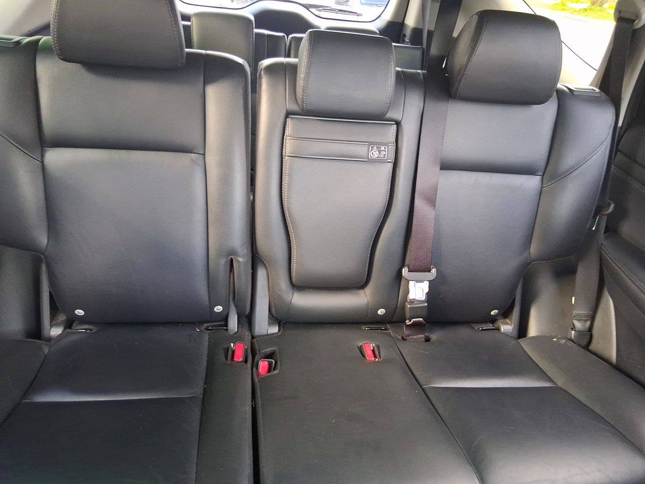 Mitsubishi Montero Sport — foto 36 de 38