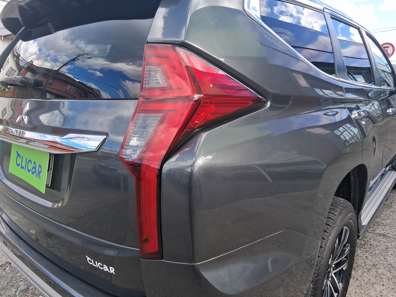 Mitsubishi Montero Sport — foto 22 de 38