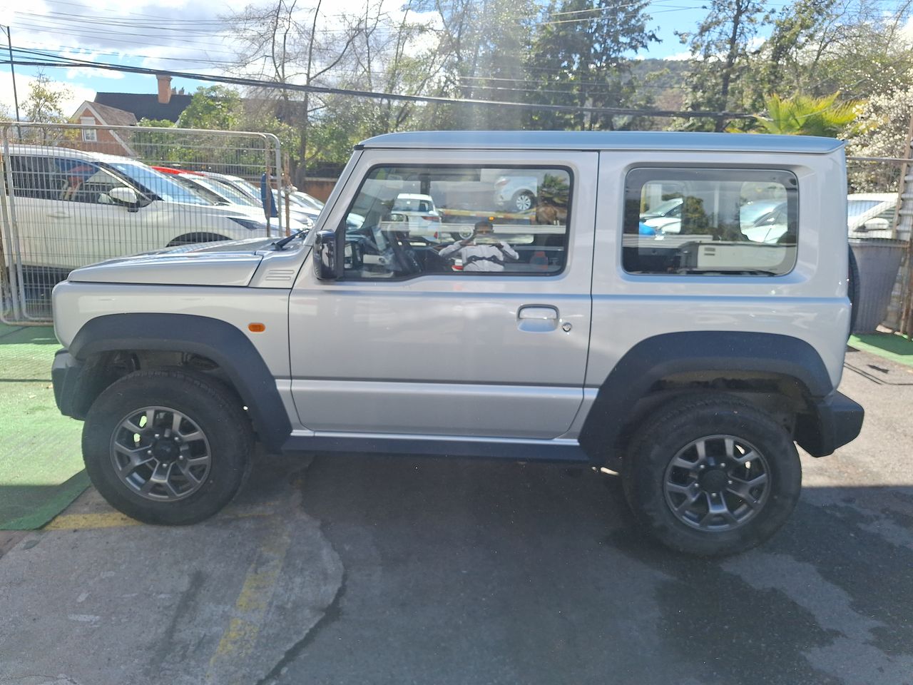 SUZUKI - 4