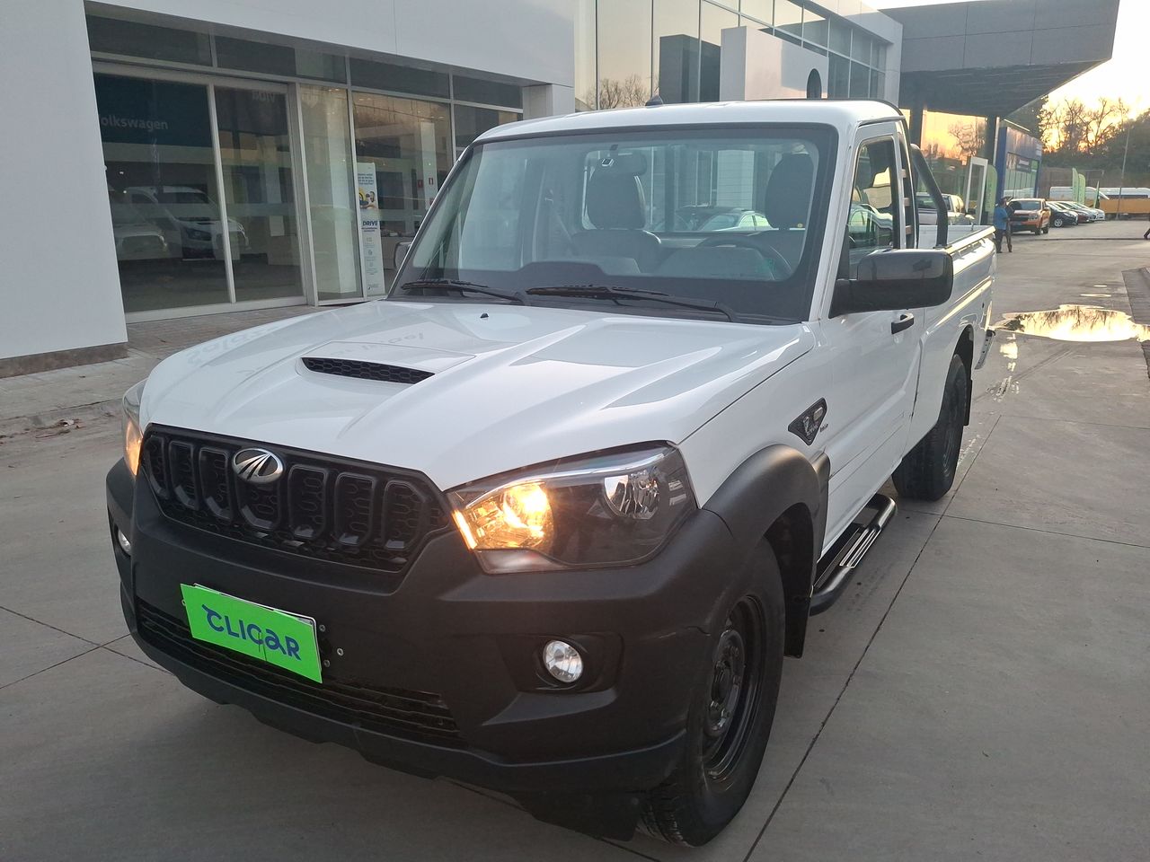 MAHINDRA - 3