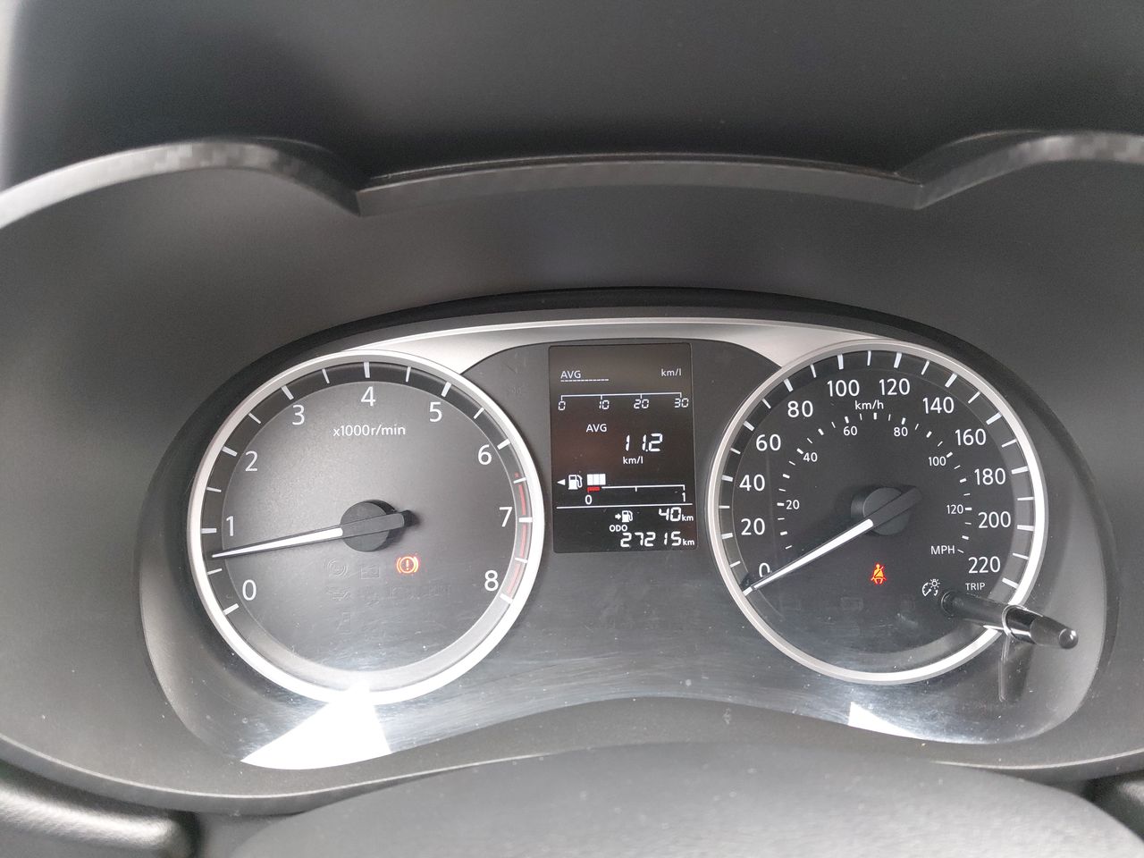 NISSAN - 27
