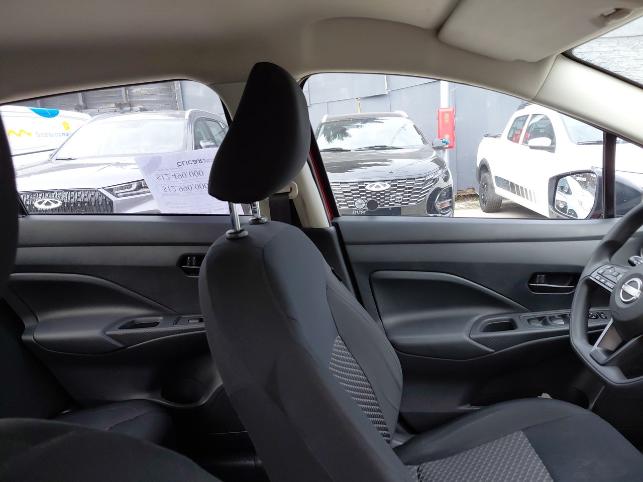 NISSAN - 15