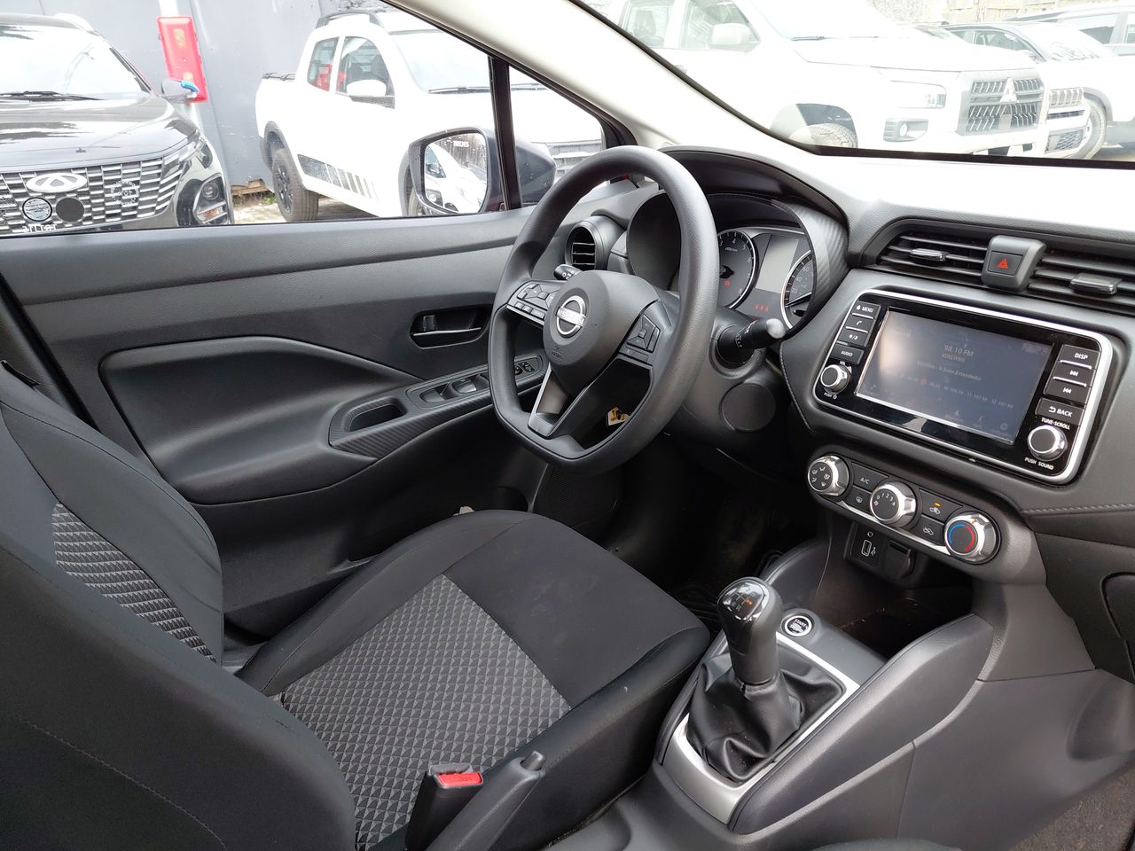NISSAN - 16