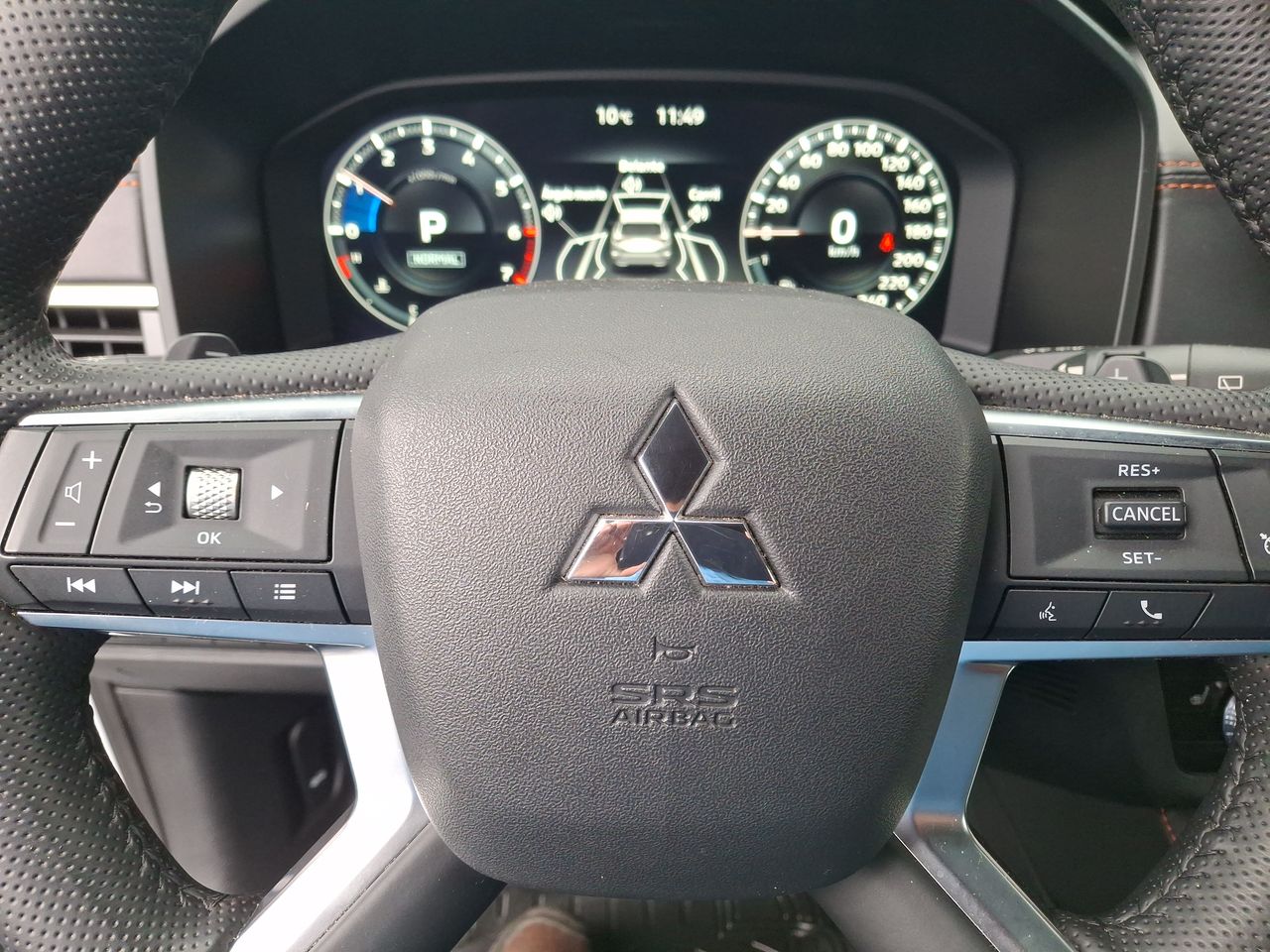 MITSUBISHI - 18