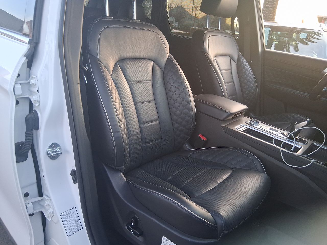 SSANGYONG - 35