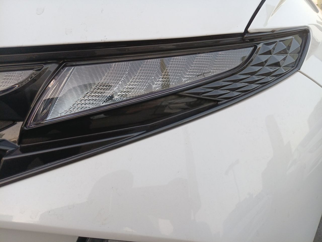 HYUNDAI - 10