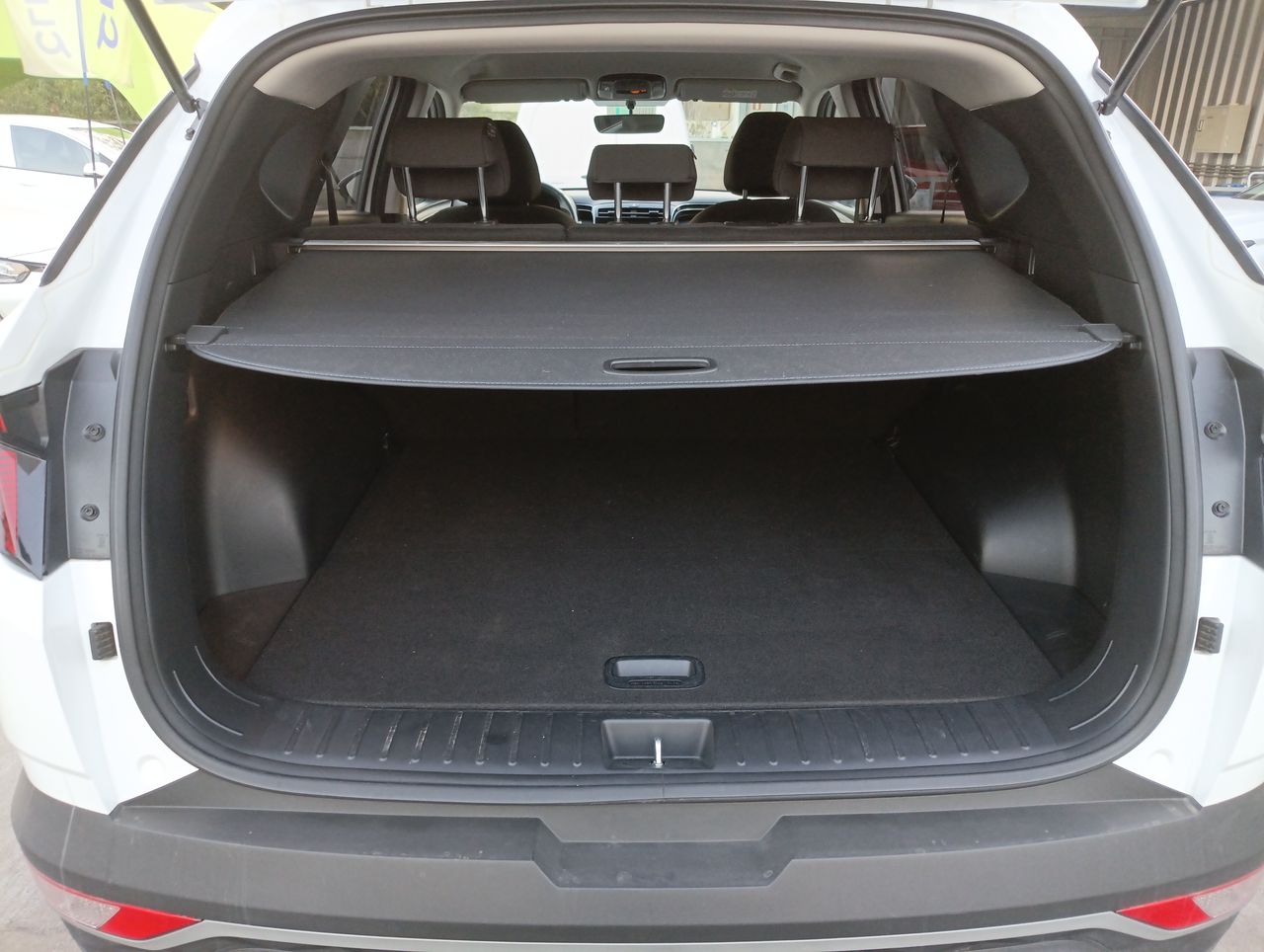 HYUNDAI - 13