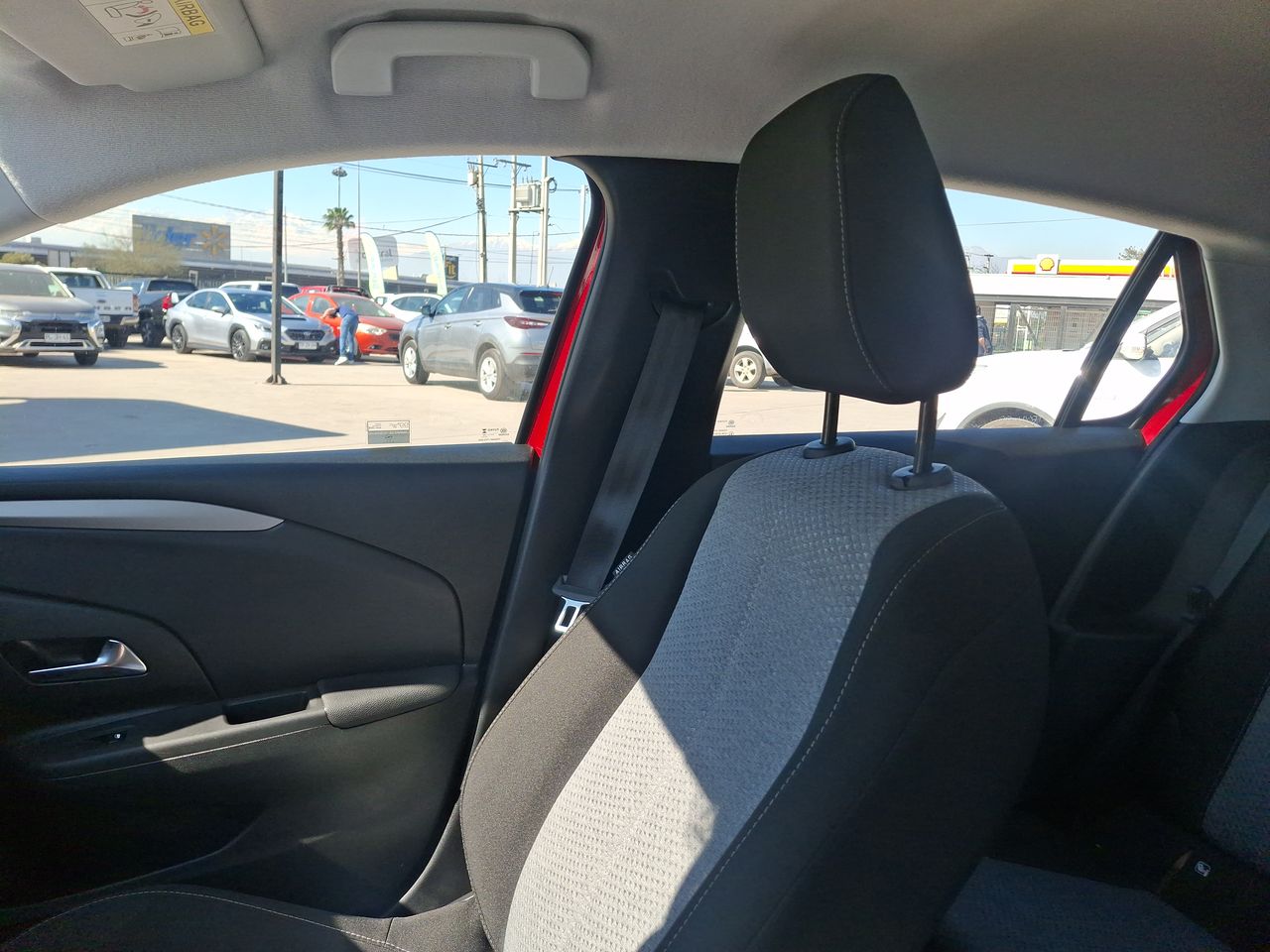 Opel Corsa — foto 12 de 30