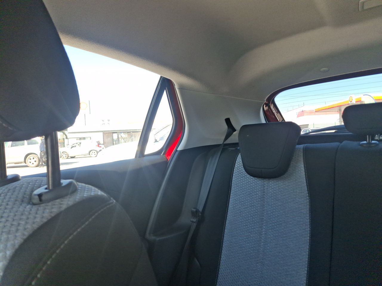 Opel Corsa — foto 13 de 30