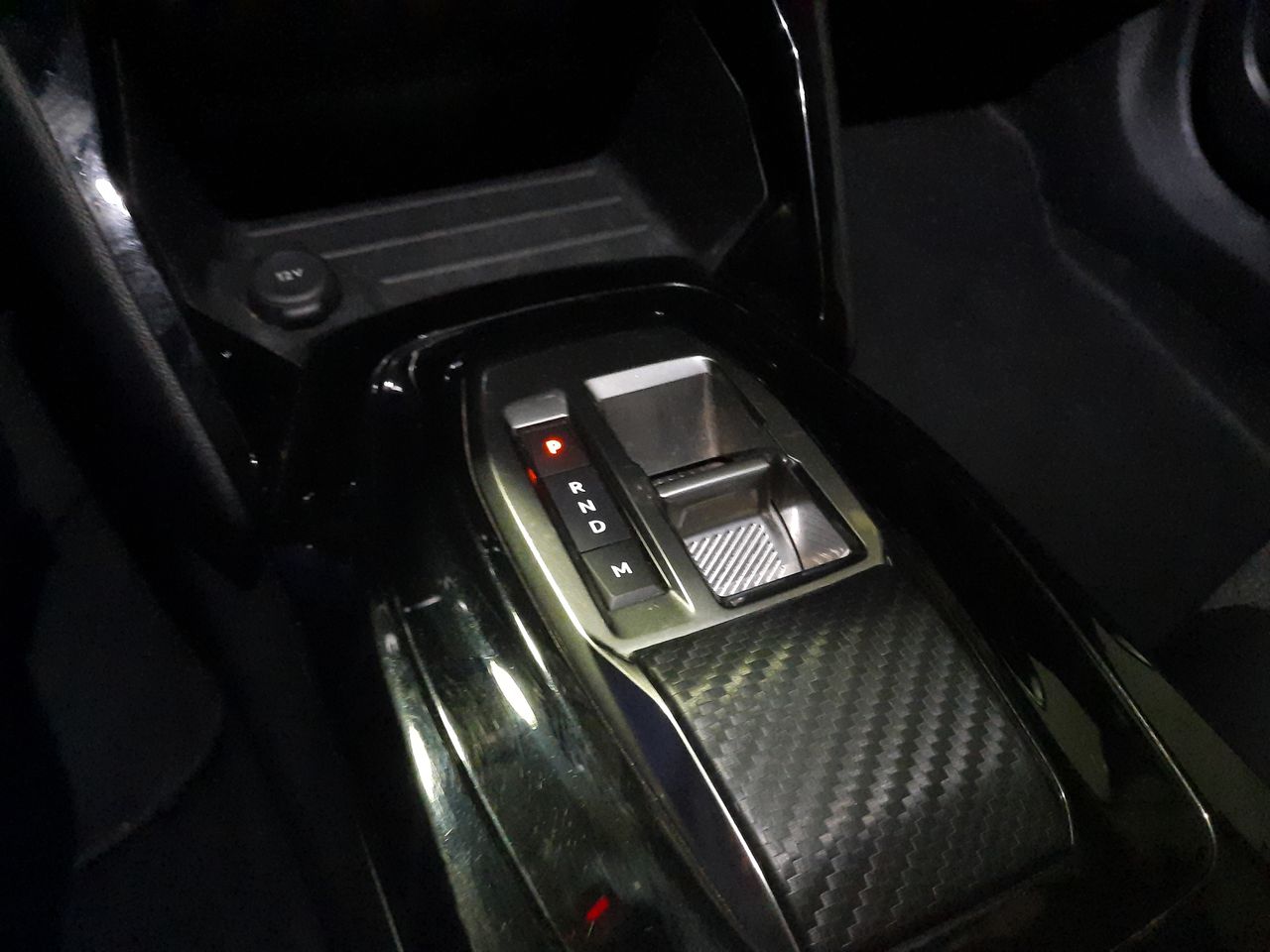 PEUGEOT - 24