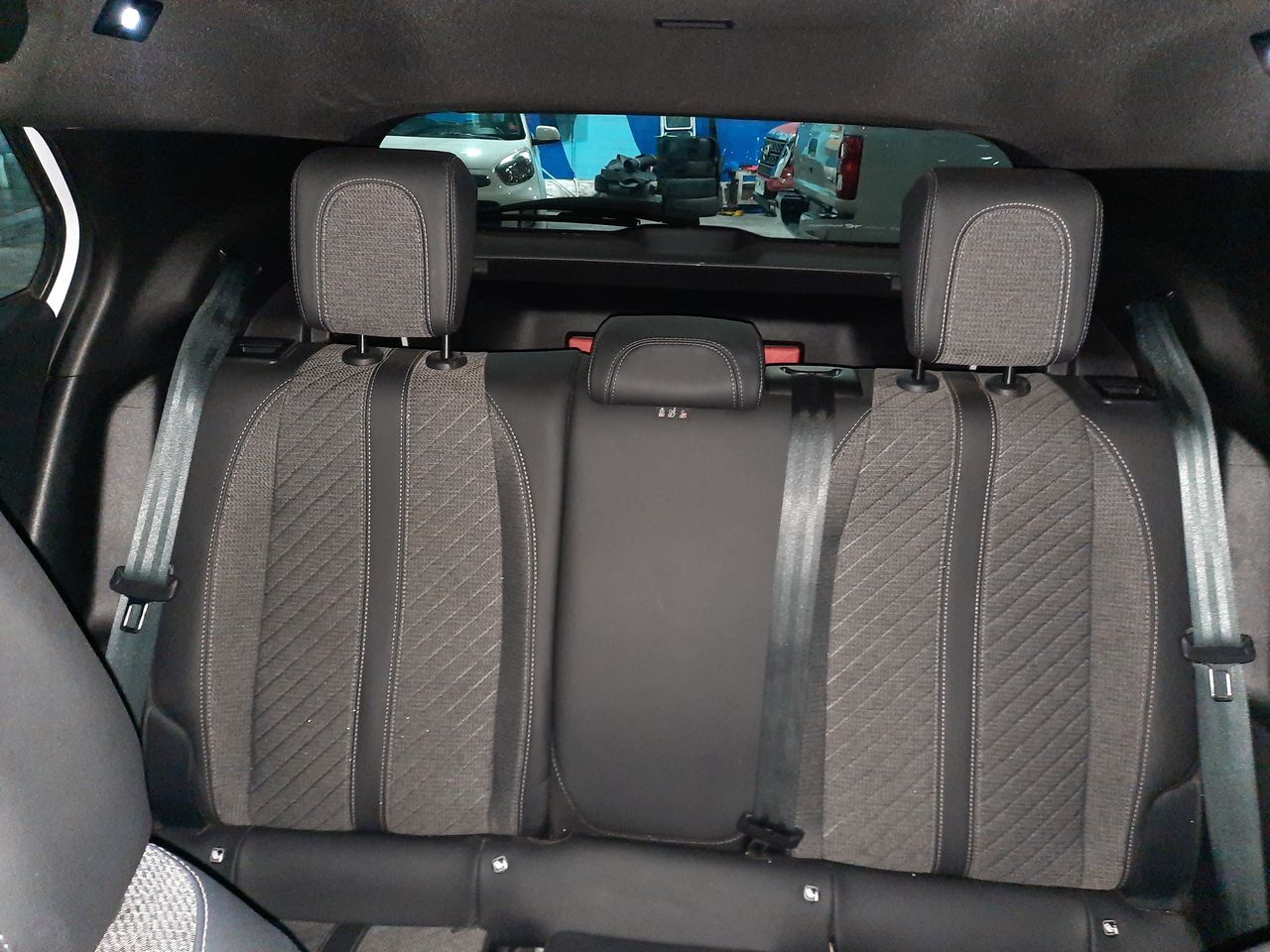 PEUGEOT - 5