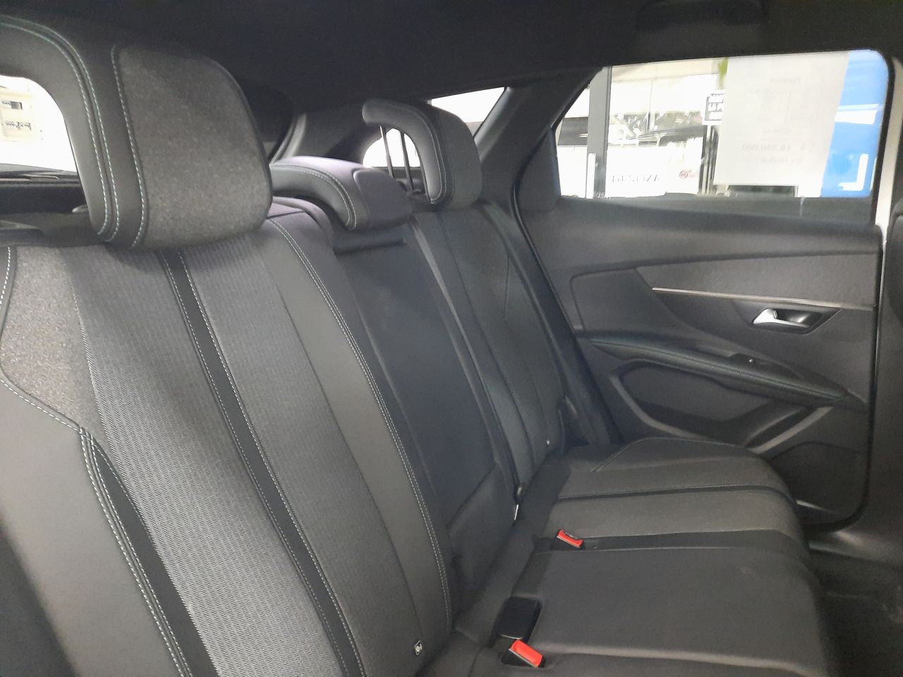 PEUGEOT - 6