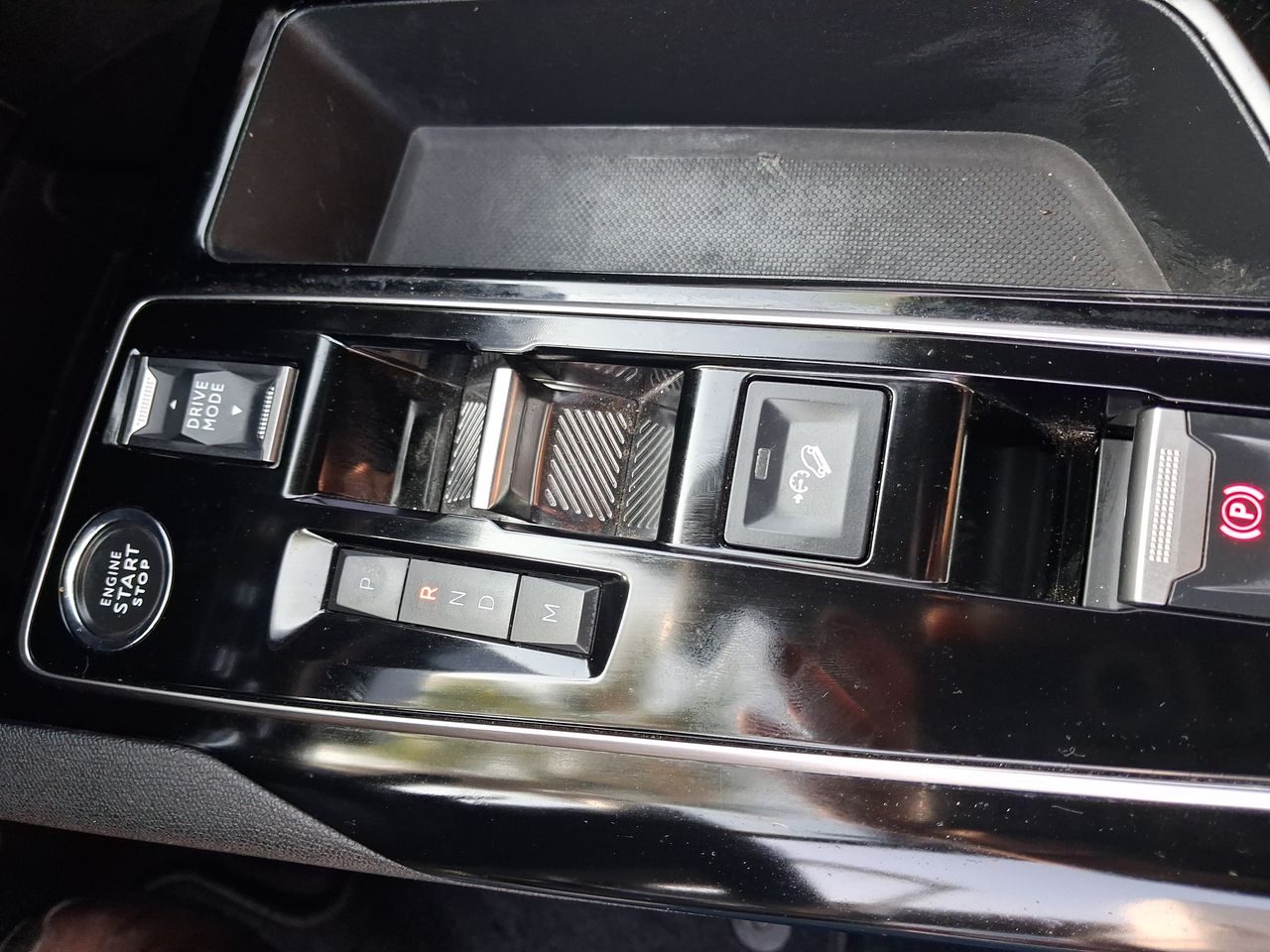PEUGEOT - 20