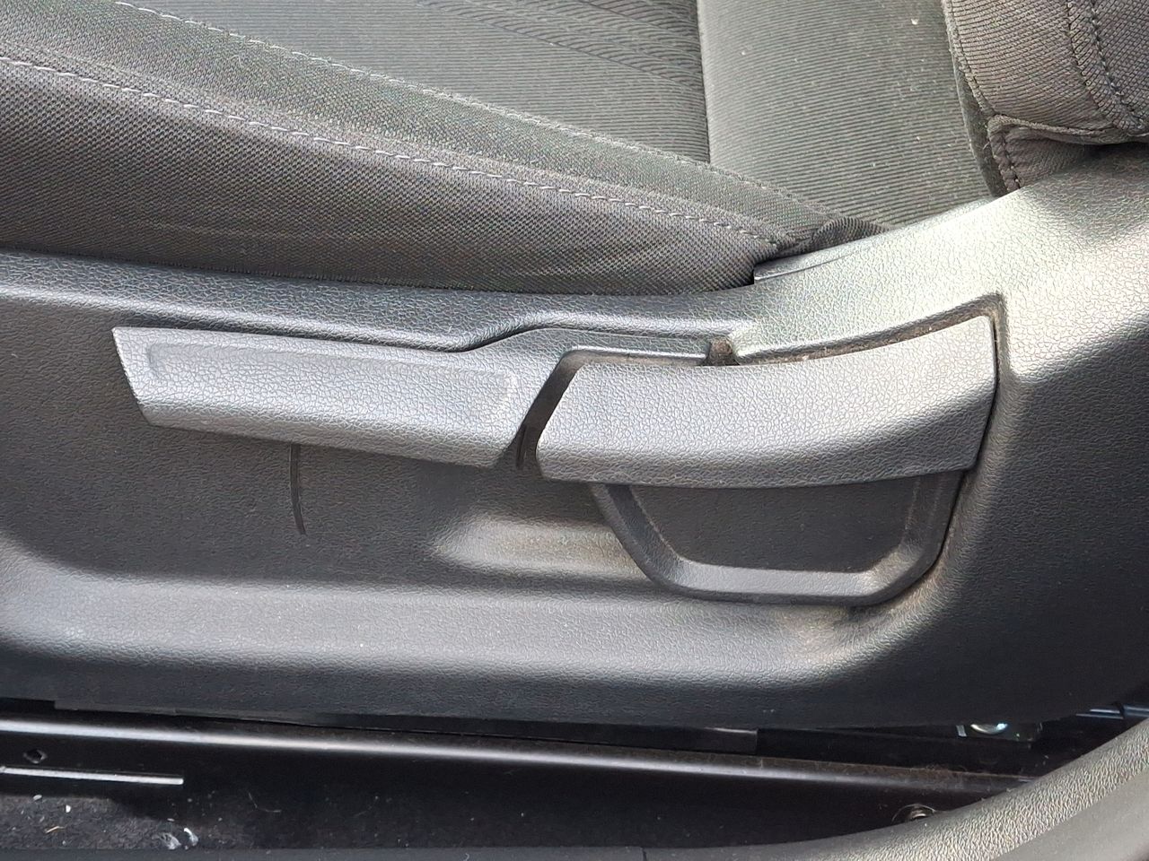 HYUNDAI - 24