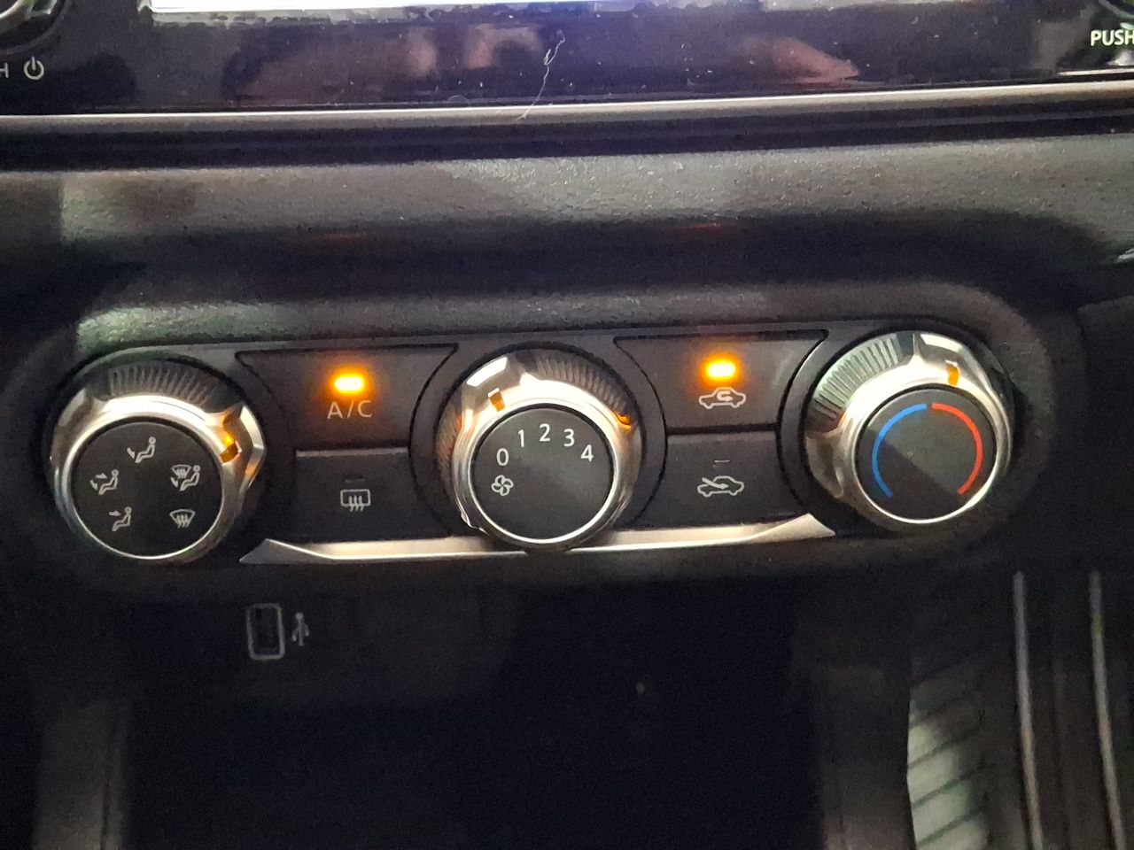Land Rover Defender — foto 20 de 25