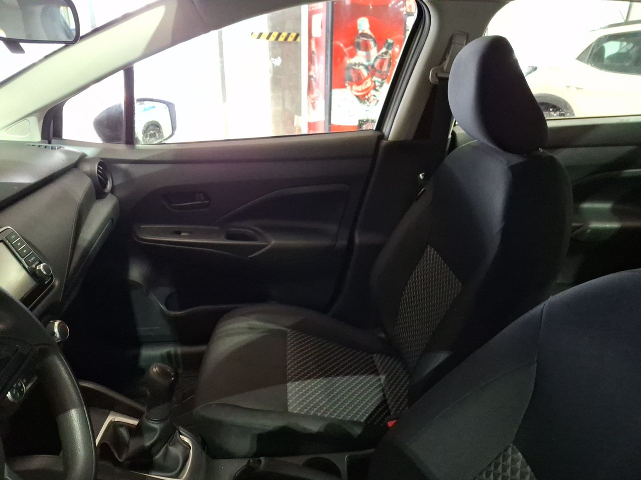 NISSAN - 2