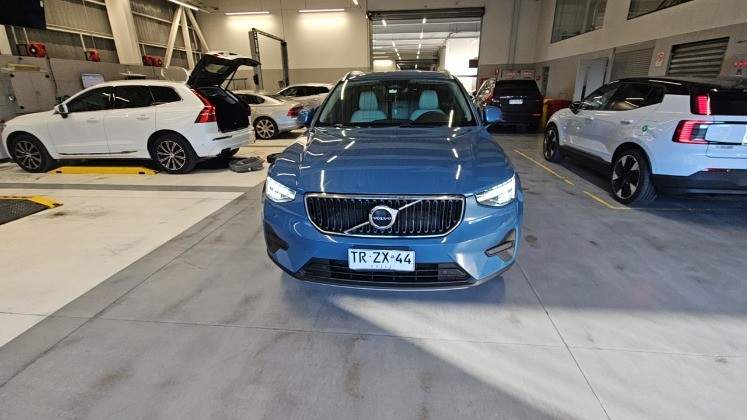VOLVO - 2
