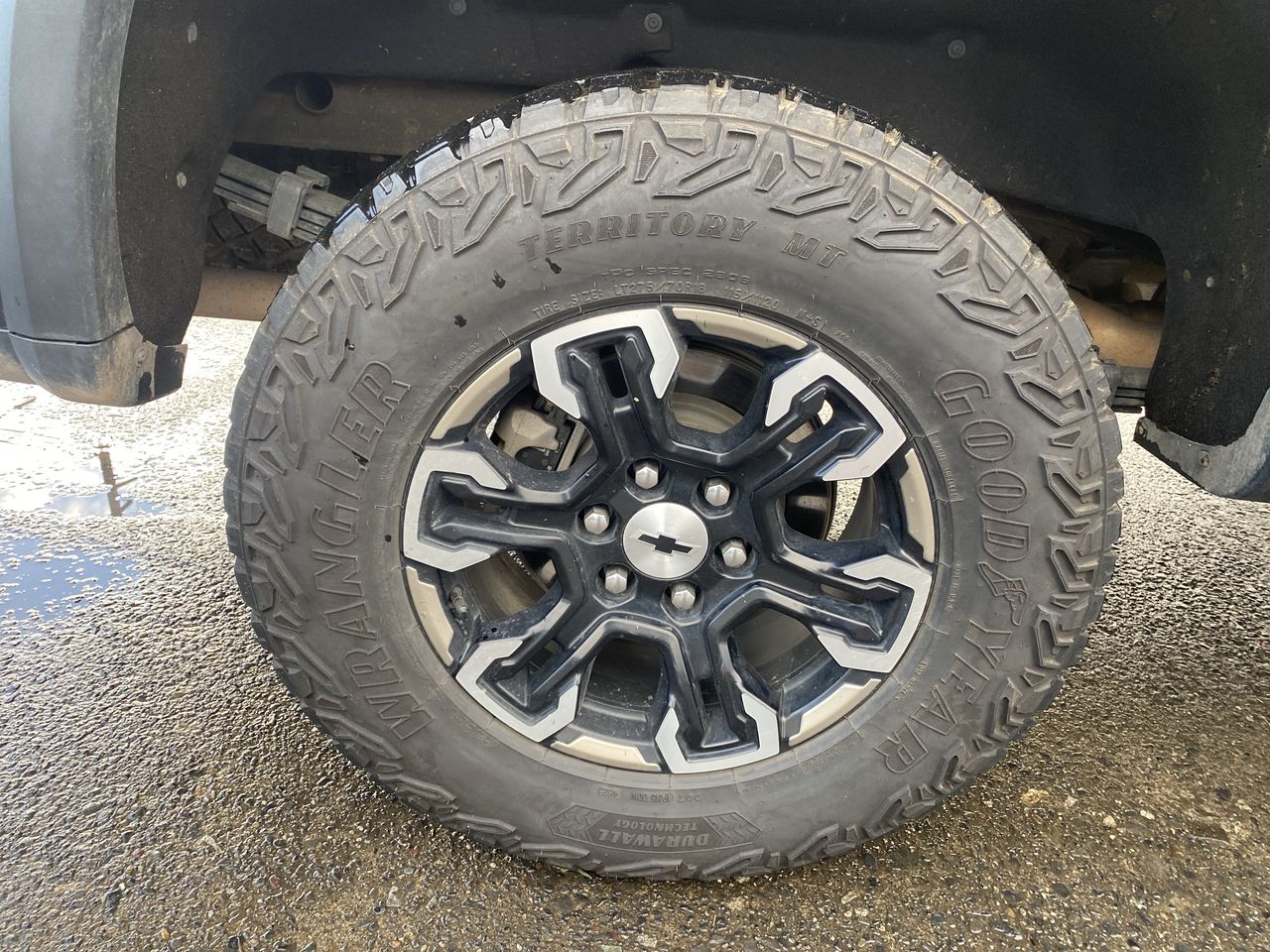 Chevrolet Silverado — foto 10 de 28