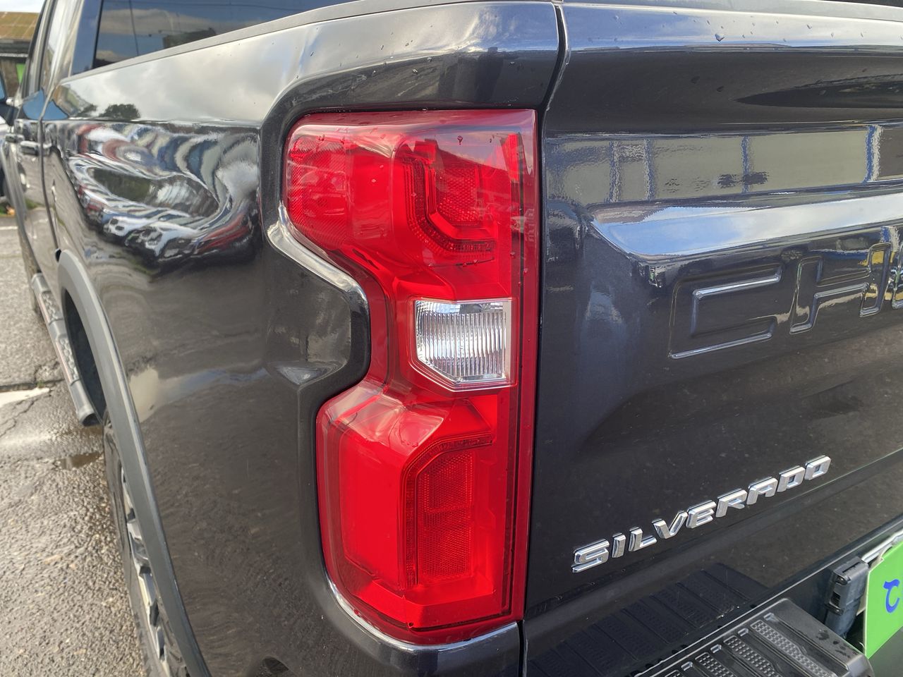 Chevrolet Silverado — foto 13 de 28