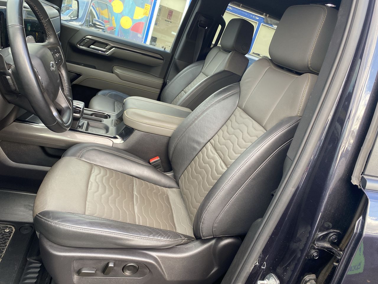 Chevrolet Silverado — foto 17 de 28