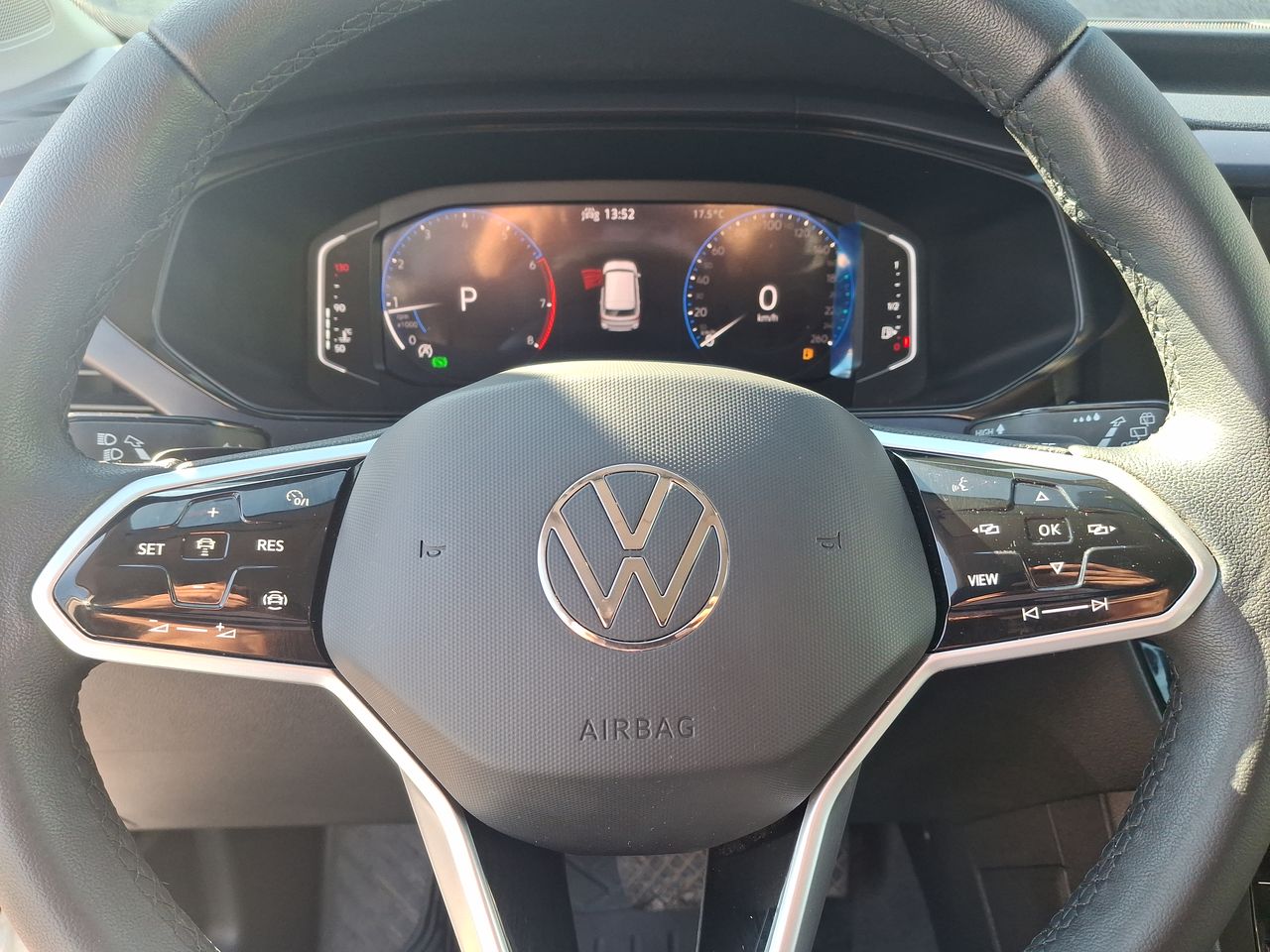 VOLKSWAGEN - 25