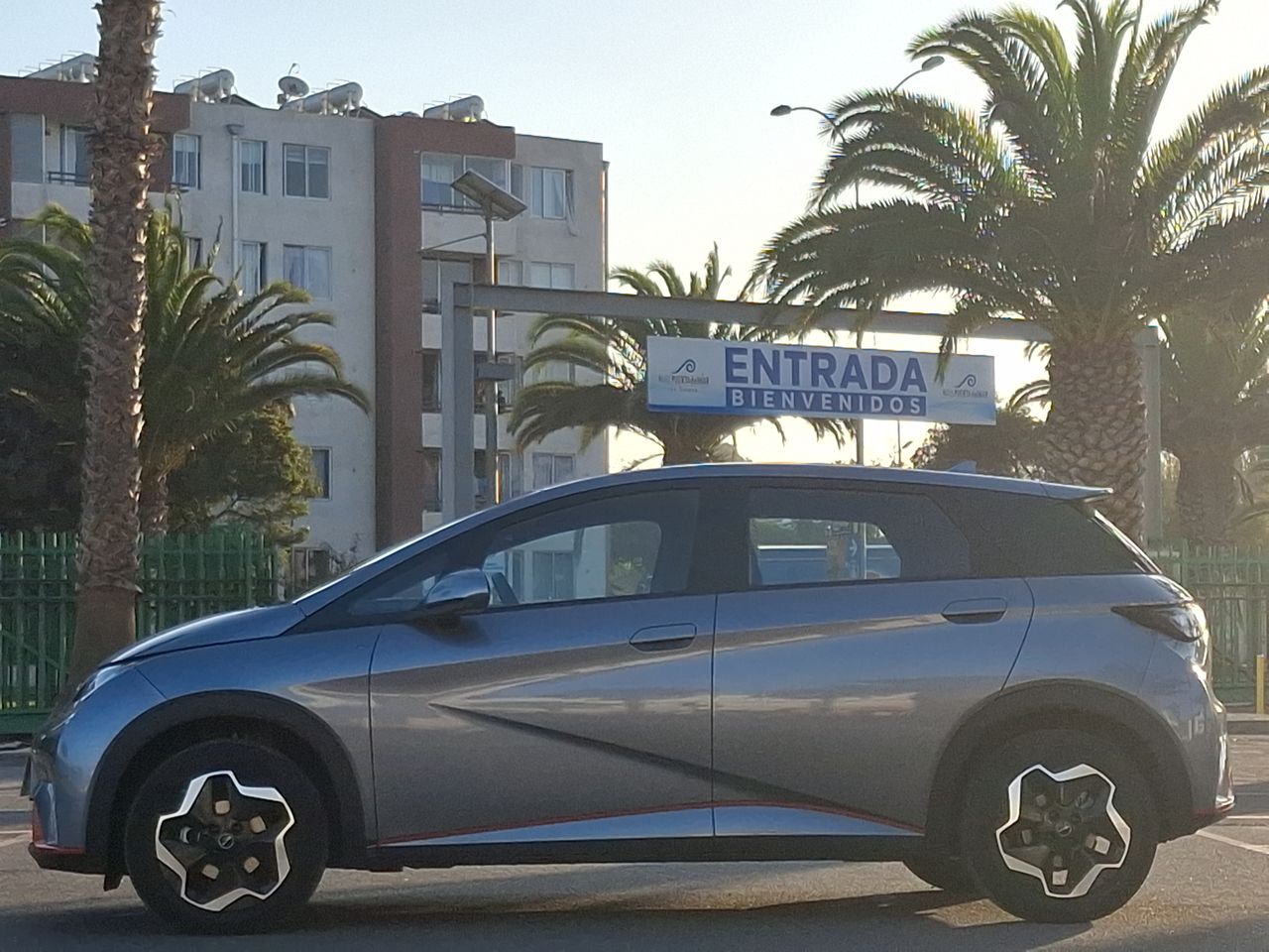 BYD - 4